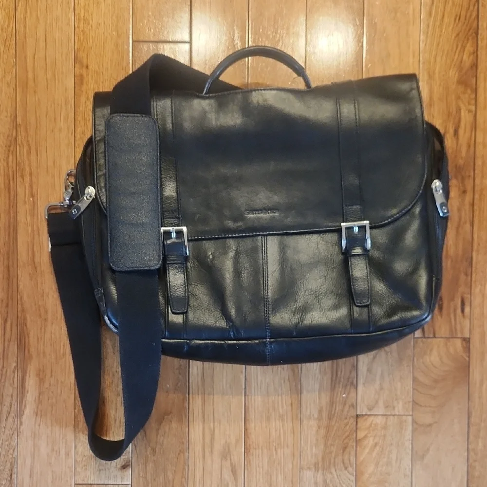 Samsonite Leather Messenger Laptop Bag Black Briefcase Work Travel 18